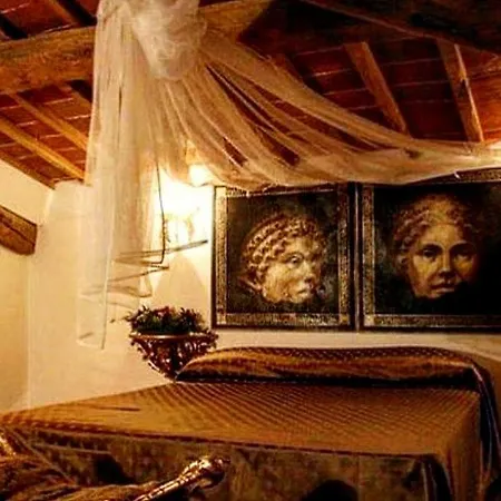 Castello La Pia Dama Bed & Breakfast