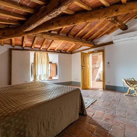 Castello La Pia Dama 3*